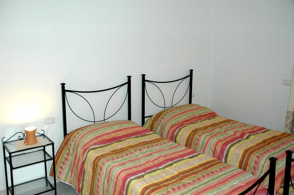 Holiday Homes Stella Marina San Teodoro  Bilik gambar